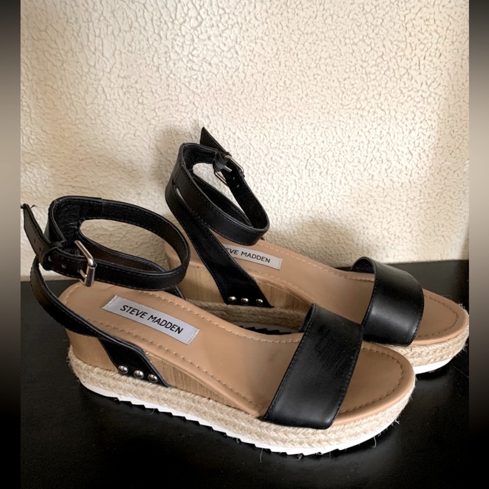 Steve Madden sandals